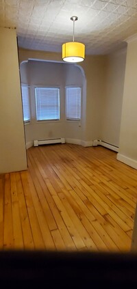 710 6th St, Unit Apartment 1 in Union City, NJ - Building Photo - Building Photo