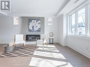 52 College View Ave in Toronto, ON - Building Photo - Building Photo
