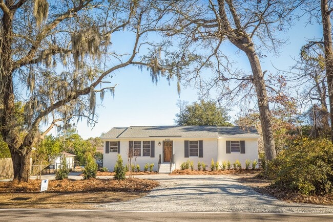 property at 6405 Myrtle Grove Rd
