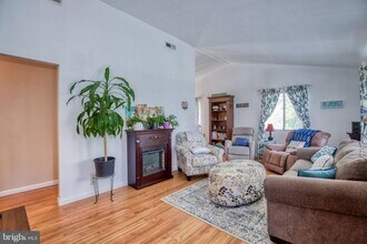388 Monument Dr in Montross, VA - Building Photo - Building Photo