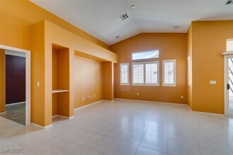 7000 Point Cabrillo Ct in Las Vegas, NV - Building Photo - Building Photo