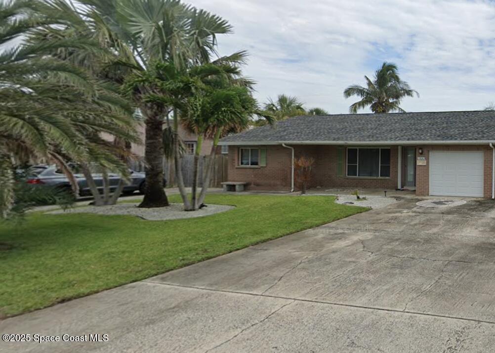 120 3rd Ave in Indialantic, FL - Building Photo