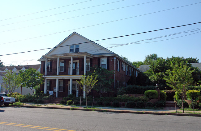 William Street Apartments in Fredericksburg, VA - Foto de edificio - Building Photo