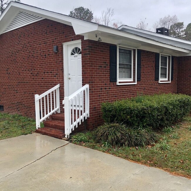 property at 327 Pinecliff Dr