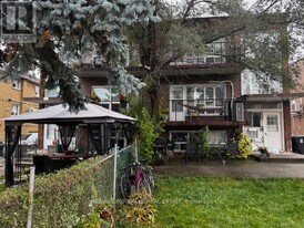 20 Elway Ct in Toronto, ON - Building Photo