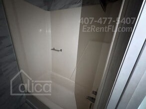 4731 N Pine Hills Rd in Pine Hills, FL - Building Photo - Building Photo