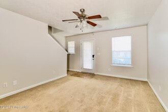 4305 Jennymac Dr in Louisville, KY - Building Photo - Building Photo