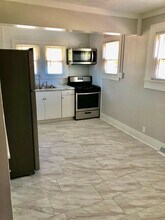 908 Elm St in Michigan City, IN - Building Photo - Building Photo