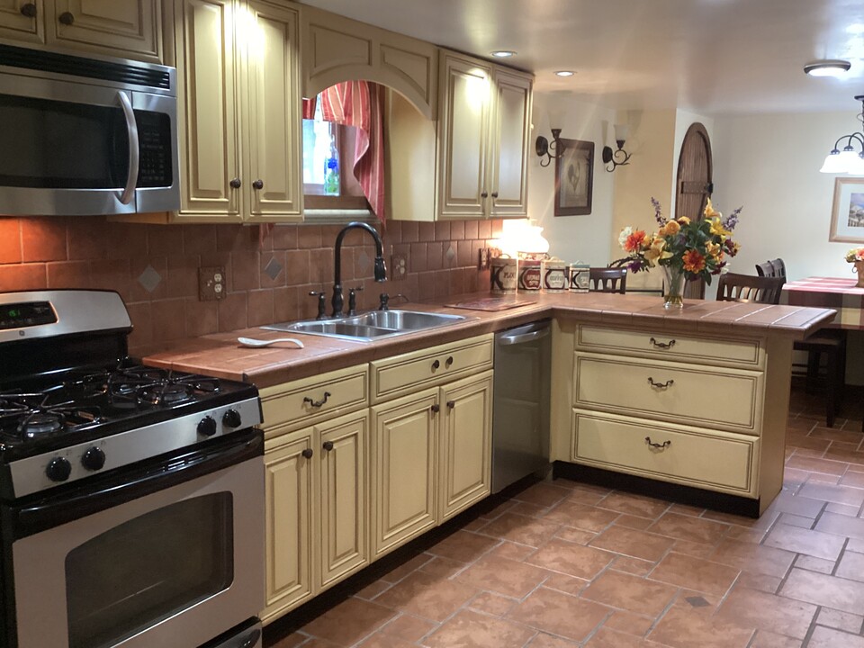 Furnished Apartment Living at 277 N Highland in Pearl River, NY - Foto de edificio