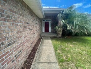 5114 Whitehurst Ln in Crestview, FL - Building Photo - Building Photo