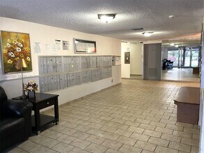 2061 NW 47th Terrace in Lauderhill, FL - Building Photo - Building Photo