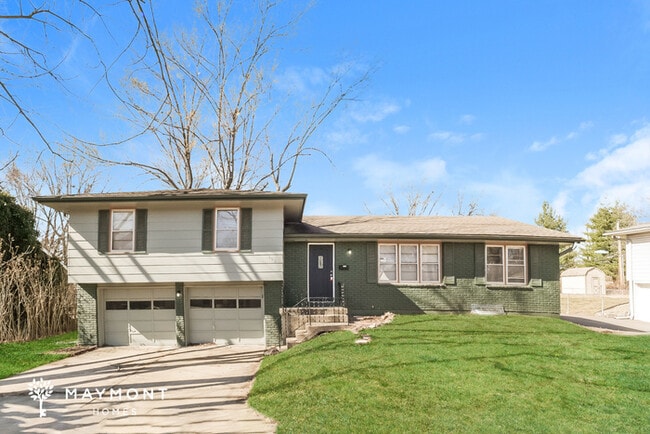 property at 608 SW Merritt St