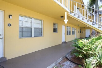 200 Croton Ave in Lantana, FL - Building Photo - Building Photo