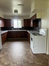 2055 Lewis Ave in Arcata, CA - Building Photo - Building Photo