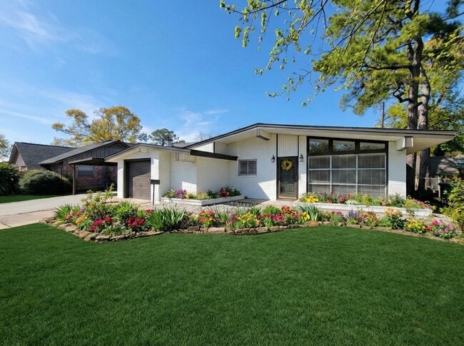 property at 2318 Ansbury Dr