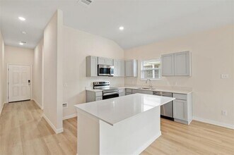 1821 Aleia Cv in Sherman, TX - Building Photo - Building Photo