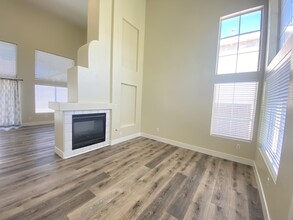 929 Siena Hills Ln in Las Vegas, NV - Building Photo - Building Photo