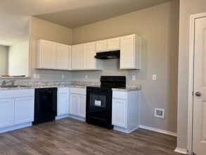 1240 Tsar Rd in Conway, AR - Building Photo - Building Photo