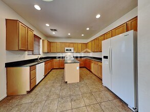 6811 S 68th Dr in Laveen, AZ - Building Photo - Building Photo