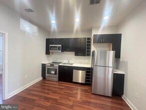 543 Florida Ave NW in Washington, DC - Foto de edificio - Building Photo