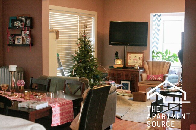 4700 N Winchester Ave, Unit 2 in Chicago, IL - Foto de edificio - Building Photo