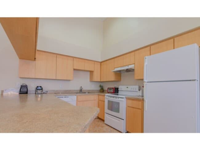 property at 7848 Pinehurst Dr