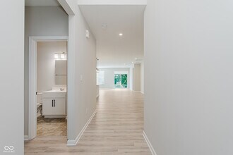 17084 Cole Evans Dr in Noblesville, IN - Building Photo - Building Photo