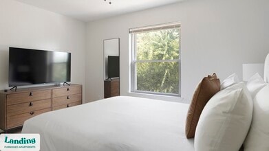 1225 E Pleasant Run Rd, Unit 1712 in Desoto, TX - Foto de edificio - Building Photo