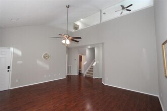 316 Bandstand Ln in Cedar Park, TX - Foto de edificio - Building Photo