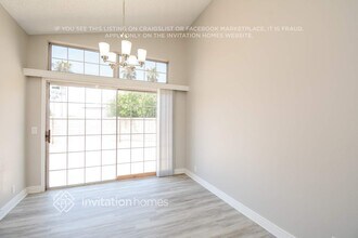 5925 W Shangri La Rd in Glendale, AZ - Building Photo - Building Photo