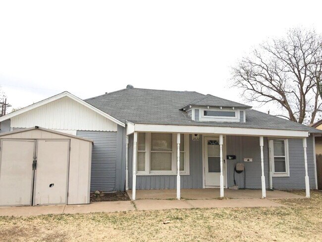 property at 2822 36th St
