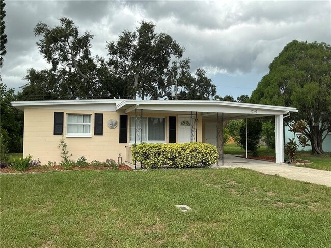 10532 112th Ave in Largo, FL - Foto de edificio - Building Photo