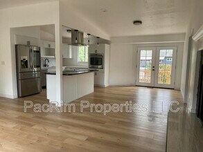 9021 Lance Cir in Anchorage, AK - Building Photo - Building Photo