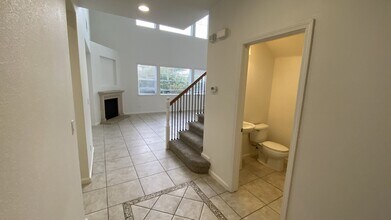 685 W La Canada Ave in Mountain House, CA - Building Photo - Building Photo