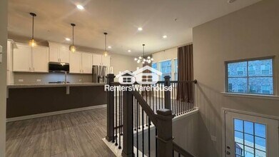 328 Commons Ave in Woodstock, GA - Building Photo - Building Photo