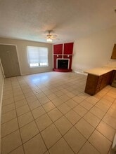 3982 Breezee Ct in Tallahassee, FL - Building Photo - Building Photo