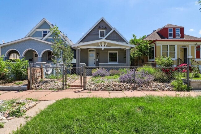3242 Gilpin St in Denver, CO - Foto de edificio - Building Photo
