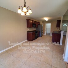 112 Bryant St in Madisonville, LA - Building Photo - Building Photo