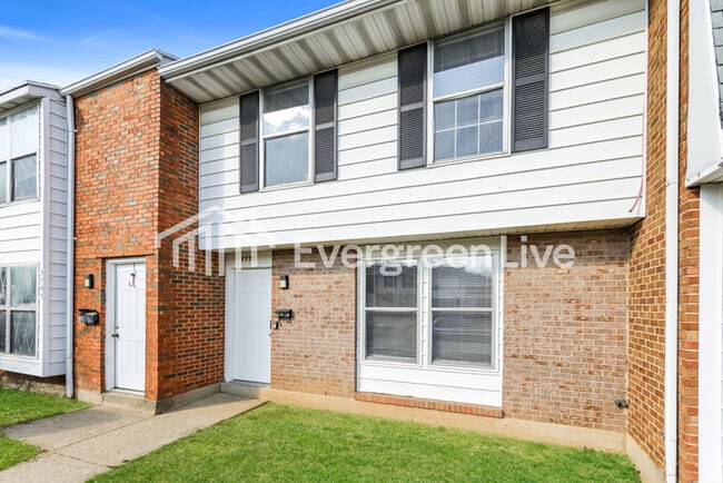 7795 Mt Hood in Dayton, OH - Building Photo - Building Photo