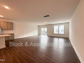 109 Ailey Brk Wy in Wake Forest, NC - Building Photo - Building Photo