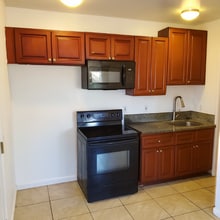 11083 Azahar St in Ventura, CA - Foto de edificio - Building Photo