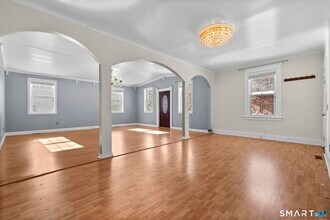 242 Prospect St in Ansonia, CT - Building Photo - Building Photo