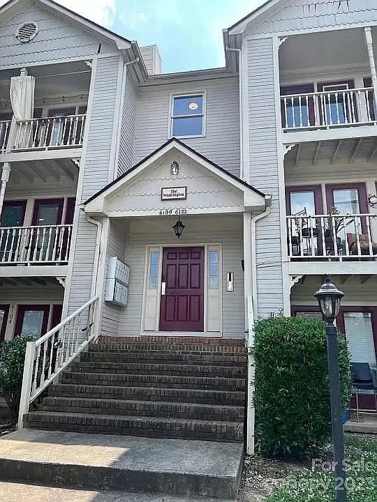 Room in Condo on Meadow Rose Ln in Charlotte, NC - Building Photo - Building Photo