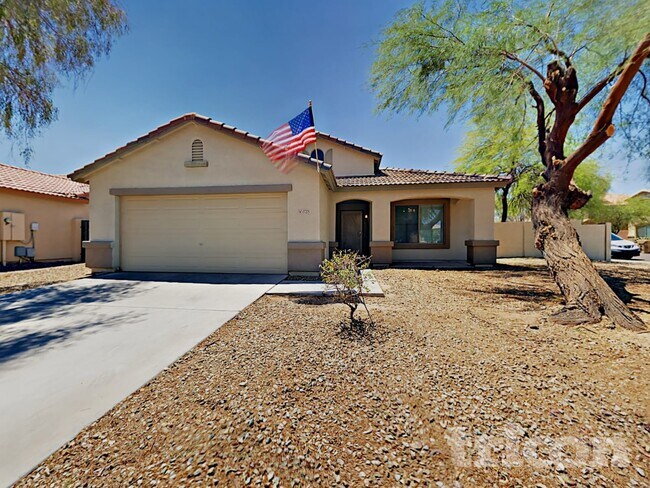 17271 W Ashley Dr in Goodyear, AZ - Foto de edificio - Building Photo