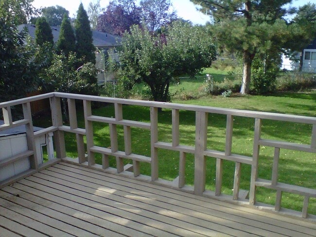 4005 McLean Dr in Yakima, WA - Building Photo - Building Photo