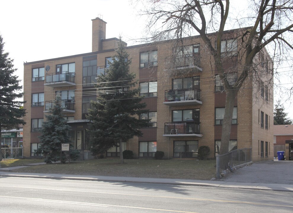 Romita in Toronto, ON - Building Photo