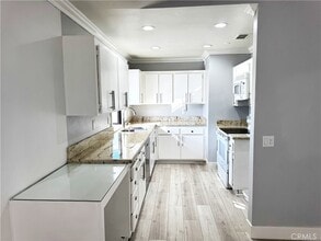 7735 Moordale Cir, Unit 246 in Stanton, CA - Building Photo - Building Photo