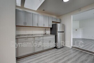 208 E Park St in Pittsburg, KS - Building Photo - Building Photo