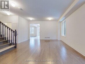 319 Trillium Ct in Shelburne, ON - Building Photo - Building Photo
