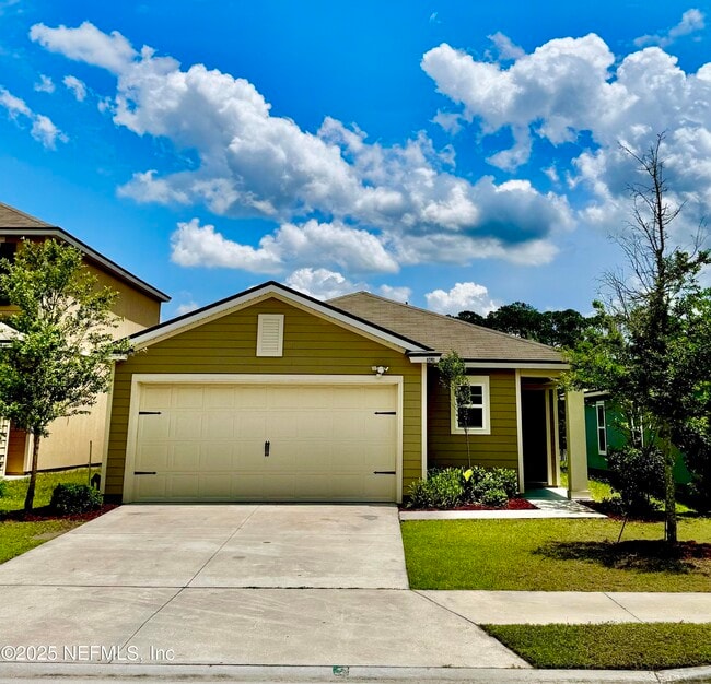 8390 Meadow Walk Ln
